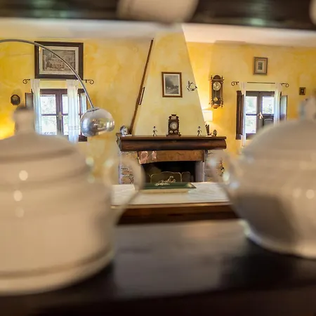 Fattoria Dei Piani Srl Nyaraló