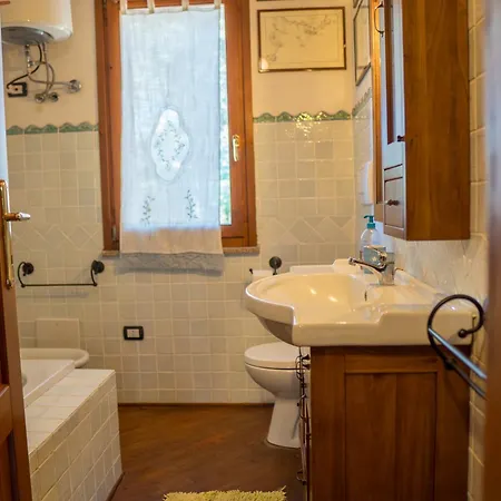 Fattoria Dei Piani Srl بيت للعطل أولميدو